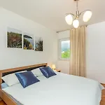 Apartment Vinea